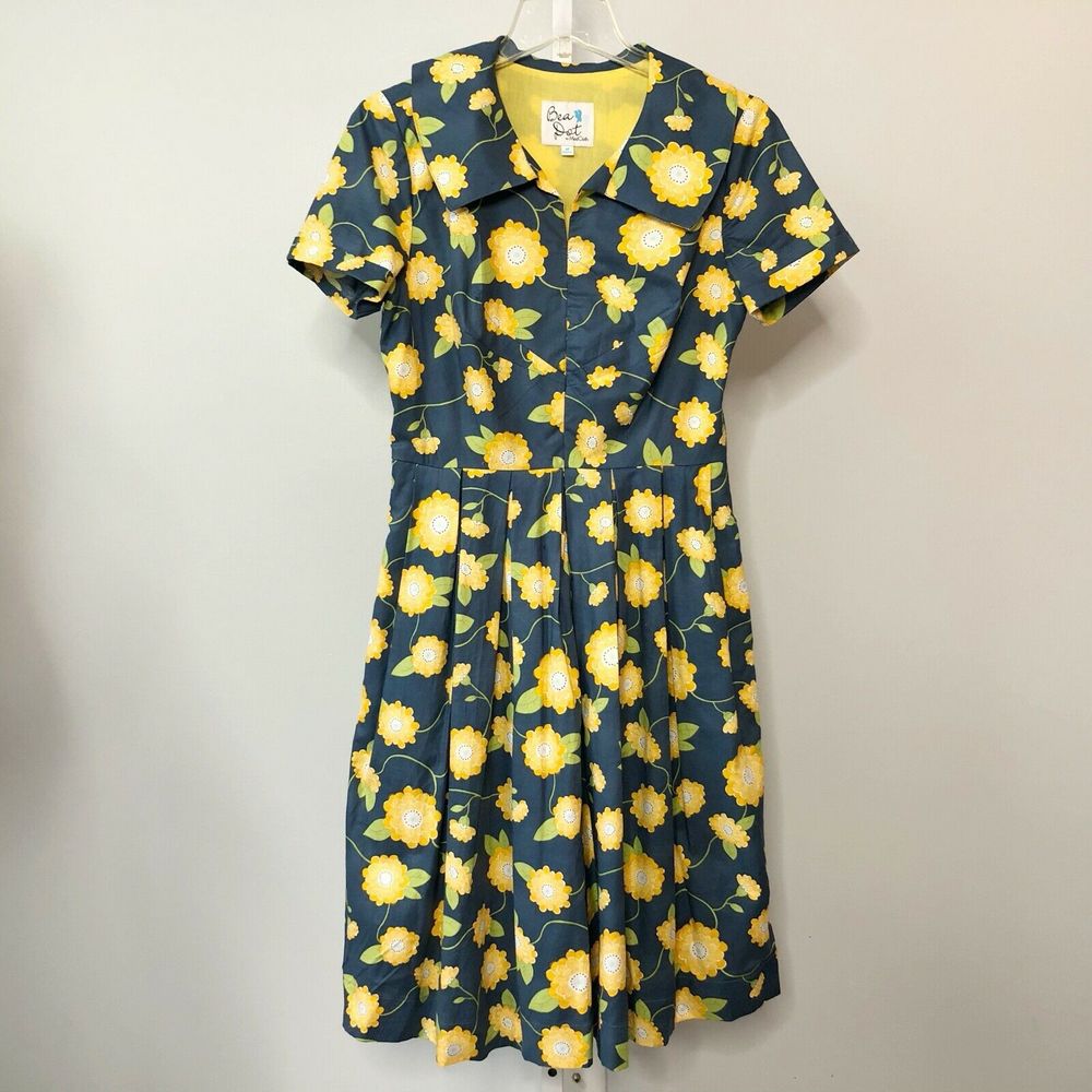 Bea Dot by Mod Cloth Floral Pleated Dress